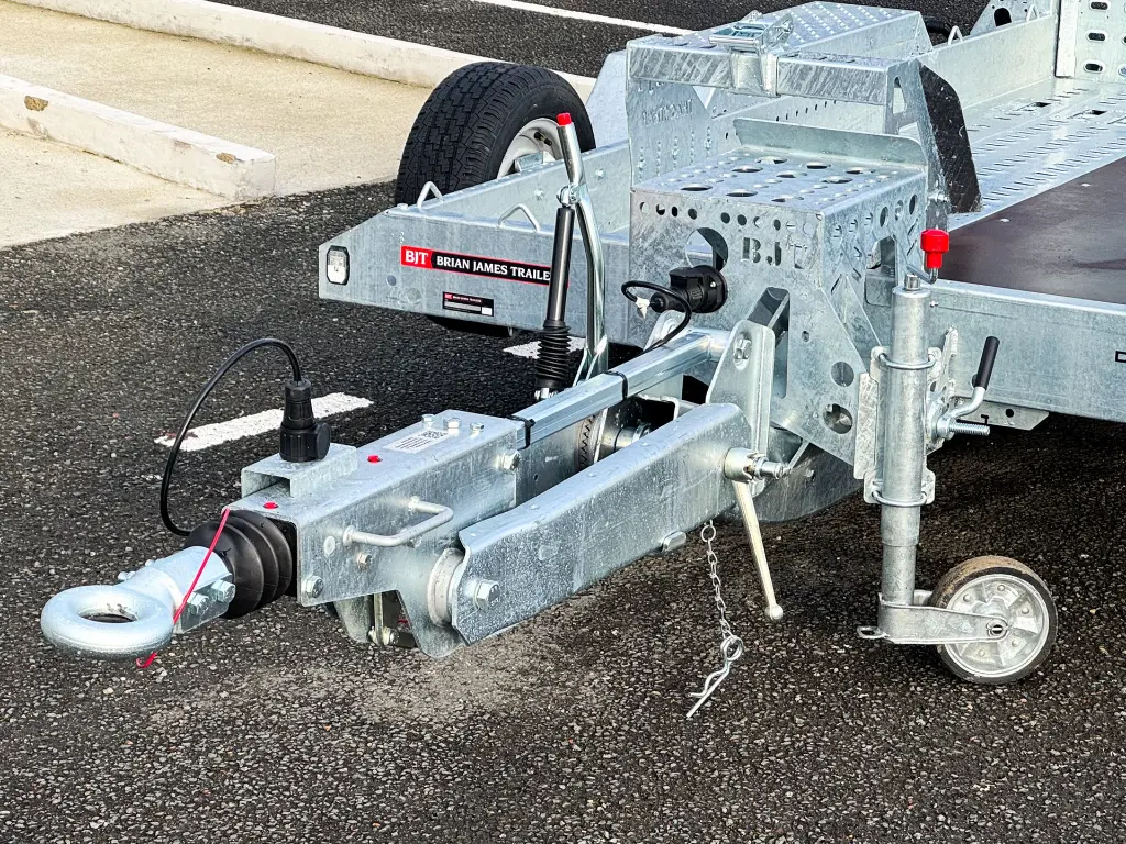 BRIAN JAMES DIGGER PLANT-2.webp