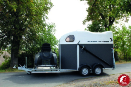 Remorque Van à Chevaux - HIPPOMOBILE