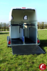 Remorque Van à Chevaux - HIPPOMOBILE ALULINE