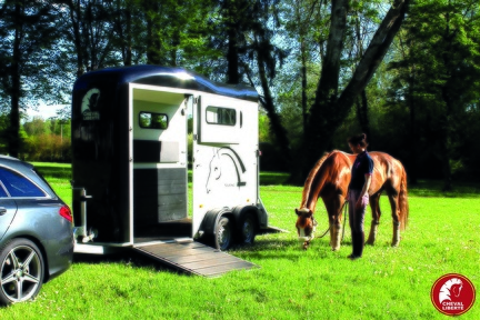 Remorque Van à Chevaux - TOURING ONE