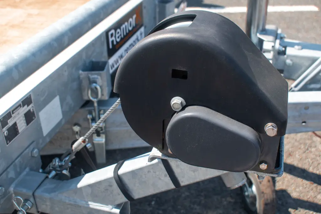 PJD 400 F 270 - 13.webp